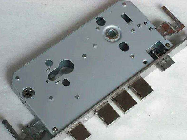 鹤岗24小时上门开锁公司